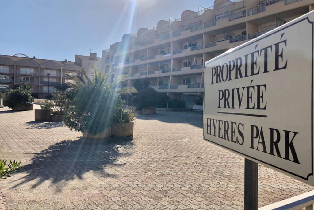 Studio Port De Hyeres Proche Des Plages Exterior foto